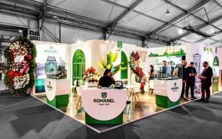 طراحی و ساخت غرفه رومانل سال 1403